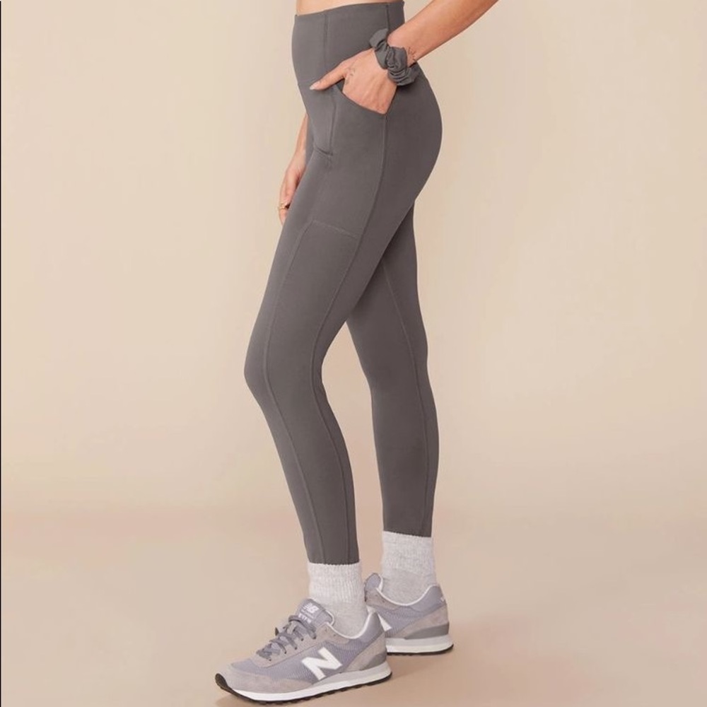 NWT Girlfriend High Rise SMOKE pocket legging XS